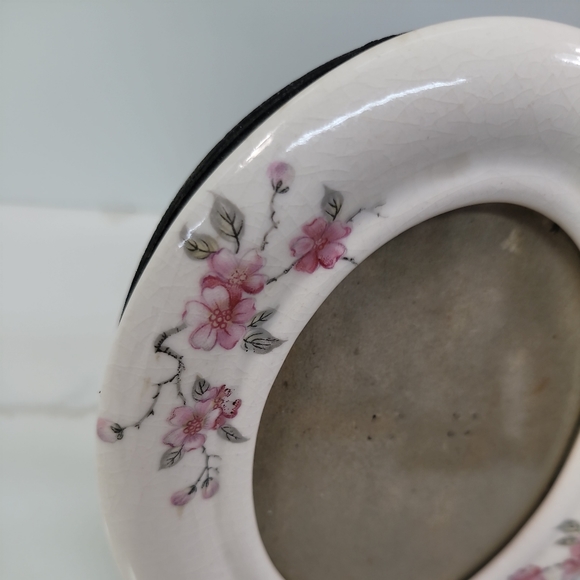 VINTAGE Floral Enameled Picture Oval Frame For 3”x4” Picture Victorian - Picture 4 of 6